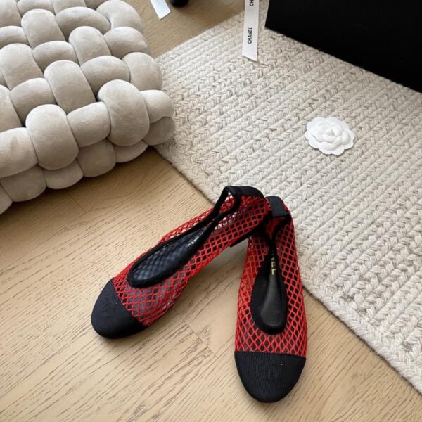 repliche,replica,perfette,siti di,affidabili,migliori siti,dove comprare,1:1,scarpe da ginnastica Chanel nuove scarpe a rete di inizio primavera