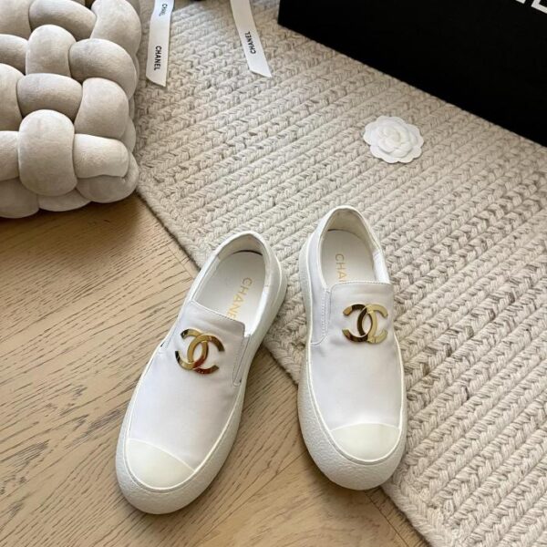 repliche,replica,perfette,siti di,affidabili,migliori siti,dove comprare,1:1,scarpe da ginnastica Mocassini pigri con suola spessa della nuova primavera di Chanel