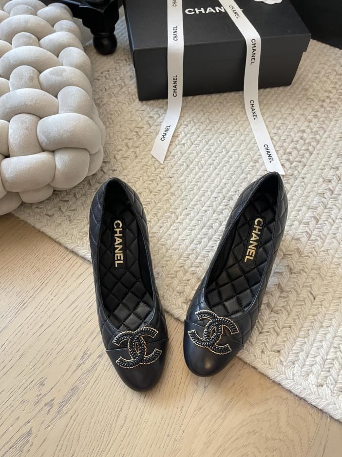 repliche,replica,perfette,siti di,affidabili,migliori siti,dove comprare,1:1,scarpe da ginnastica Chanel nuove scarpe con fibbia doppia C repliche,replica,perfette,siti di,affidabili,migliori siti,dove comprare,1:1,scarpe da ginnastica Chanel nuove scarpe con fibbia doppia C