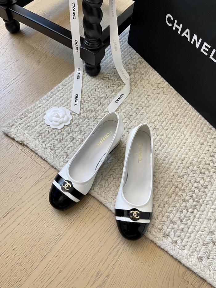 repliche,replica,perfette,siti di,affidabili,migliori siti,dove comprare,1:1,scarpe da ginnastica Scarpe Mary Jane con tacco largo di Chanel repliche,replica,perfette,siti di,affidabili,migliori siti,dove comprare,1:1,scarpe da ginnastica Scarpe Mary Jane con tacco largo di Chanel