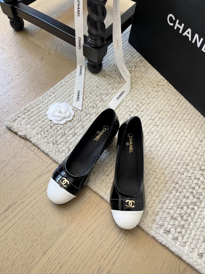 repliche,replica,perfette,siti di,affidabili,migliori siti,dove comprare,1:1,scarpe da ginnastica Scarpe Mary Jane con tacco largo di Chanel repliche,replica,perfette,siti di,affidabili,migliori siti,dove comprare,1:1,scarpe da ginnastica Scarpe Mary Jane con tacco largo di Chanel