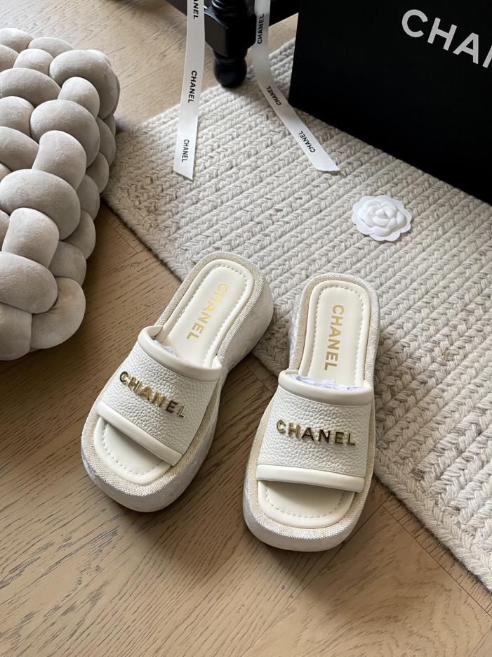 repliche,replica,perfette,siti di,affidabili,migliori siti,dove comprare,1:1,scarpe da ginnastica Chanel nuova serie di pantofole con suola spessa di inizio primavera repliche,replica,perfette,siti di,affidabili,migliori siti,dove comprare,1:1,scarpe da ginnastica Chanel nuova serie di pantofole con suola spessa di inizio primavera