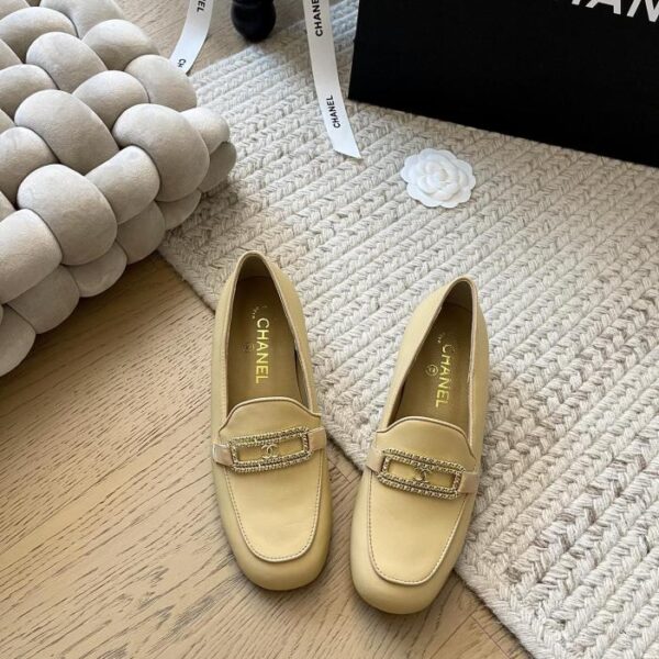 repliche,replica,perfette,siti di,affidabili,migliori siti,dove comprare,1:1,scarpe da ginnastica Mocassini Chanel nuovi primaverili
