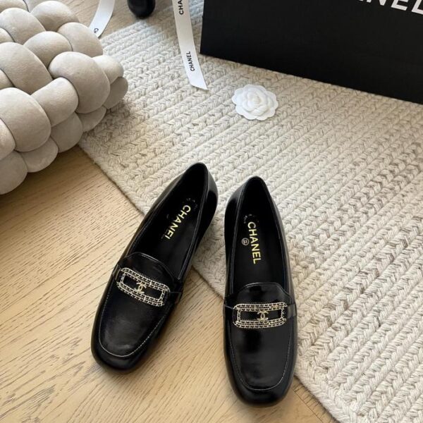 repliche,replica,perfette,siti di,affidabili,migliori siti,dove comprare,1:1,scarpe da ginnastica Mocassini Chanel nuovi primaverili