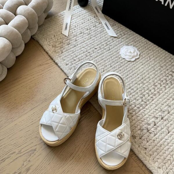 repliche,replica,perfette,siti di,affidabili,migliori siti,dove comprare,1:1,scarpe da ginnastica Chanel inizio primavera nuovi sandali con piattaforma acqua con suola spessa piattaforma impermeabile 4 cm tacco 12 cm