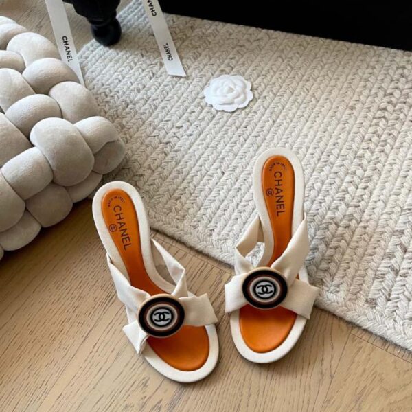 repliche,replica,perfette,siti di,affidabili,migliori siti,dove comprare,1:1,scarpe da ginnastica Chanel nuove pantofole incrociate con tacco alto di inizio primavera con altezza tacco 3,57,5 cm