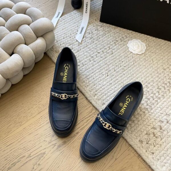 repliche,replica,perfette,siti di,affidabili,migliori siti,dove comprare,1:1,scarpe da ginnastica Chanel24K nuovi mocassini invernali con catena con suola spessa, altezza tacco 6,5 cm
