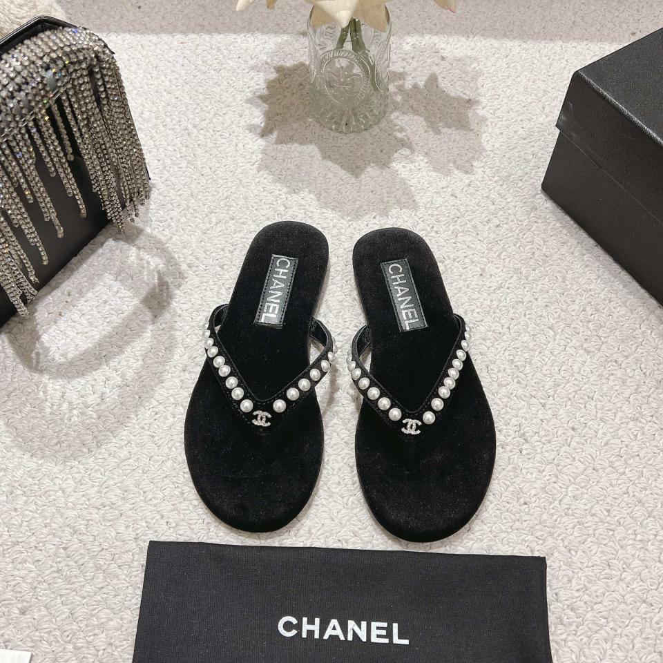 repliche,replica,perfette,siti di,affidabili,migliori siti,dove comprare,1:1,scarpe da ginnastica Le nuove infradito Chanel repliche,replica,perfette,siti di,affidabili,migliori siti,dove comprare,1:1,scarpe da ginnastica Le nuove infradito Chanel