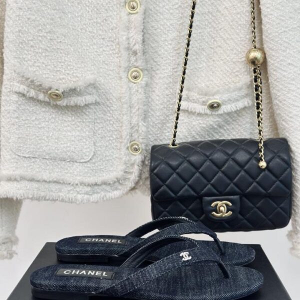 repliche,replica,perfette,siti di,affidabili,migliori siti,dove comprare,1:1,scarpe da ginnastica CHANEL TONGS sono le infradito primaverili ed estive