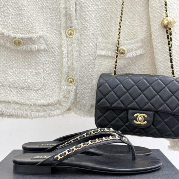 repliche,replica,perfette,siti di,affidabili,migliori siti,dove comprare,1:1,scarpe da ginnastica CHANEL classiche nuove infradito a catena