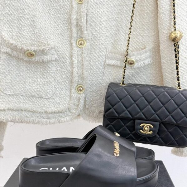 Chanel primavera ed estate nuove pantofole con suola spessa
