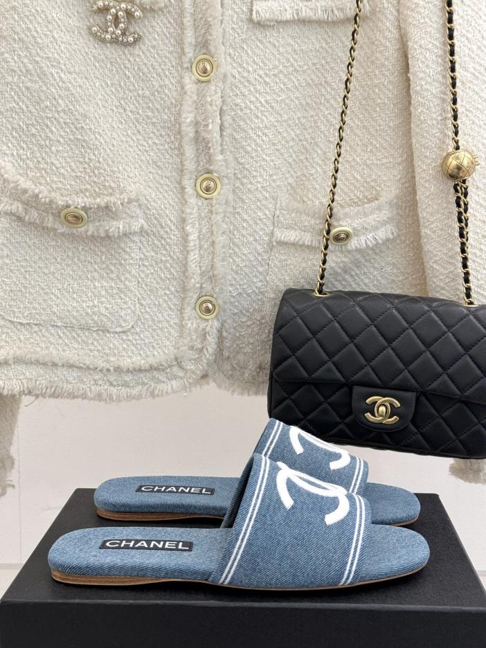 repliche,replica,perfette,siti di,affidabili,migliori siti,dove comprare,1:1,scarpe da ginnastica Chanel primavera e l’estate nuove pantofole piatte doppia C con ricamo elettrico in denim repliche,replica,perfette,siti di,affidabili,migliori siti,dove comprare,1:1,scarpe da ginnastica Chanel primavera e l’estate nuove pantofole piatte doppia C con ricamo elettrico in denim