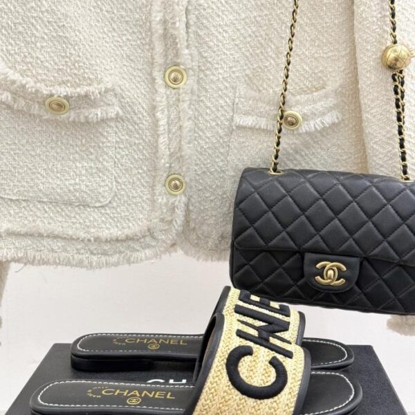 repliche,replica,perfette,siti di,affidabili,migliori siti,dove comprare,1:1,scarpe da ginnastica CHANEL Pantofole con cinturino con lettera per la primavera e l’estate