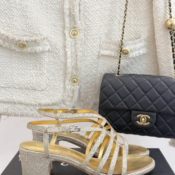 repliche,replica,perfette,siti di,affidabili,migliori siti,dove comprare,1:1,scarpe da ginnastica CHANEL primavera ed estate nuovi sandali con tacco spesso