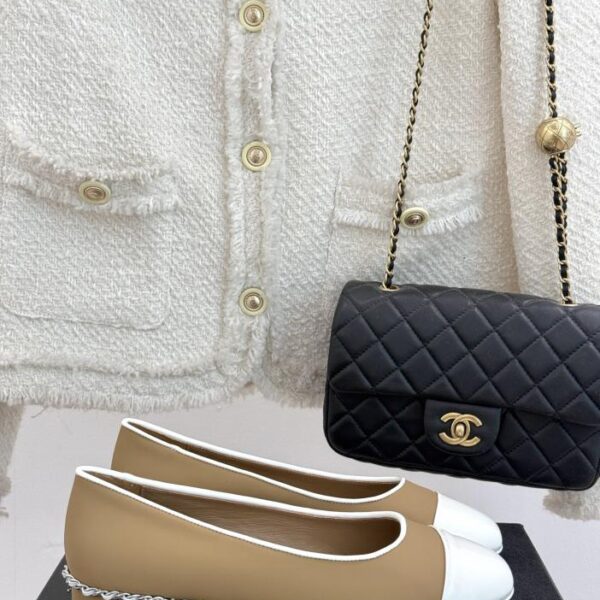 repliche,replica,perfette,siti di,affidabili,migliori siti,dove comprare,1:1,scarpe da ginnastica Scarpe classiche con tacco largo colorblock di CHANEL