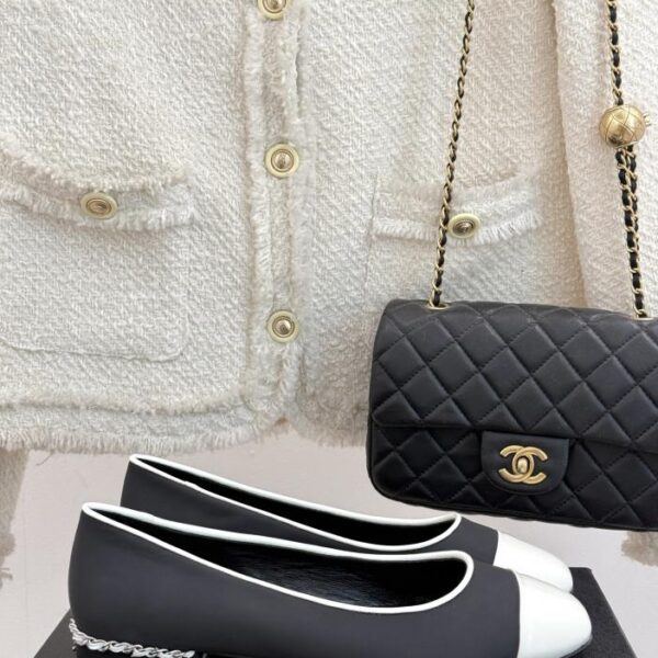 repliche,replica,perfette,siti di,affidabili,migliori siti,dove comprare,1:1,scarpe da ginnastica Scarpe classiche con tacco largo colorblock di CHANEL