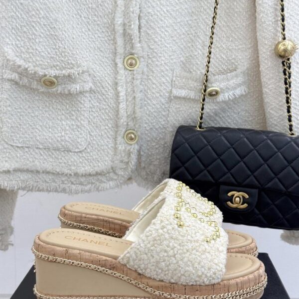 repliche,replica,perfette,siti di,affidabili,migliori siti,dove comprare,1:1,scarpe da ginnastica Chanel nuove pantofole con plateau doppia C primaverili ed estivi