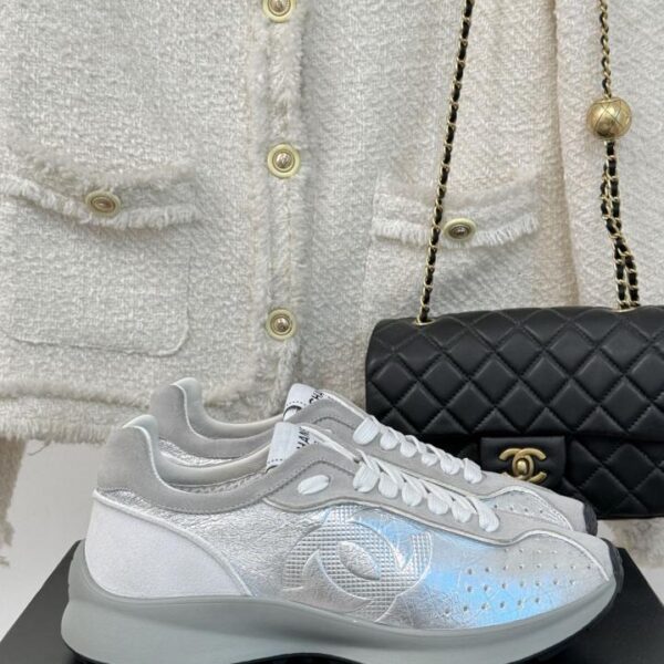 repliche,replica,perfette,siti di,affidabili,migliori siti,dove comprare,1:1,scarpe da ginnastica Le nuove sneakers casual di inizio primavera di Chanel con senso di formazione morale