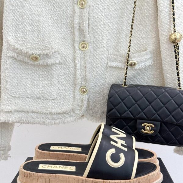 repliche,replica,perfette,siti di,affidabili,migliori siti,dove comprare,1:1,scarpe da ginnastica Chanel primavera ed estate nuove pantofole con suola spessa