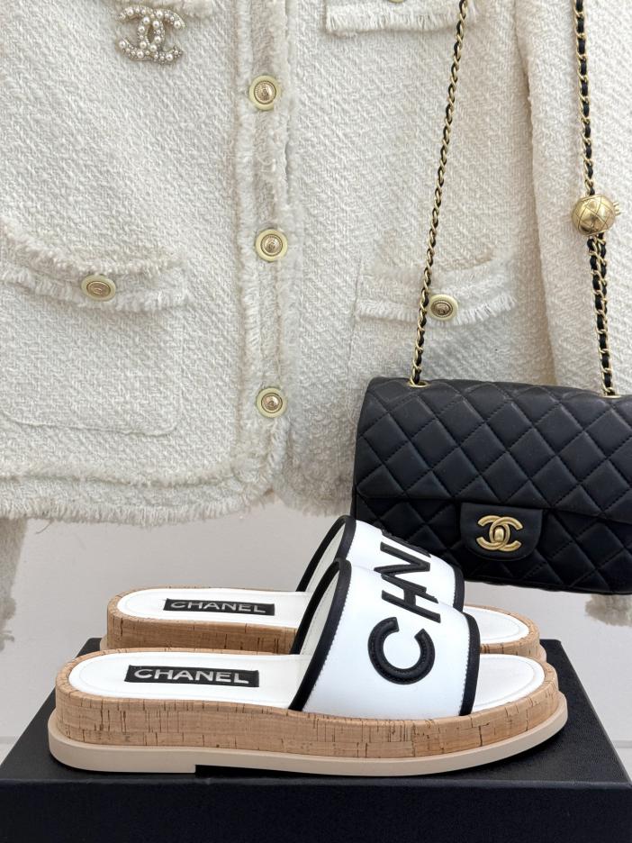 repliche,replica,perfette,siti di,affidabili,migliori siti,dove comprare,1:1,scarpe da ginnastica Chanel primavera ed estate nuove pantofole con suola spessa repliche,replica,perfette,siti di,affidabili,migliori siti,dove comprare,1:1,scarpe da ginnastica Chanel primavera ed estate nuove pantofole con suola spessa