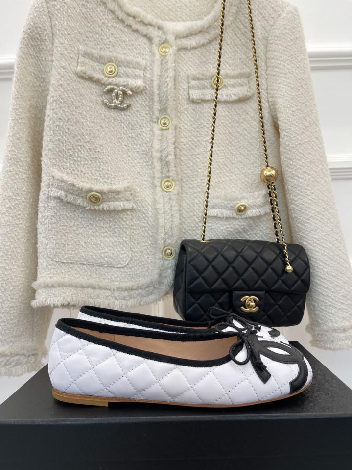 repliche,replica,perfette,siti di,affidabili,migliori siti,dove comprare,1:1,scarpe da ginnastica CHANEL classico paio di ballerine C di grandi dimensioni repliche,replica,perfette,siti di,affidabili,migliori siti,dove comprare,1:1,scarpe da ginnastica CHANEL classico paio di ballerine C di grandi dimensioni