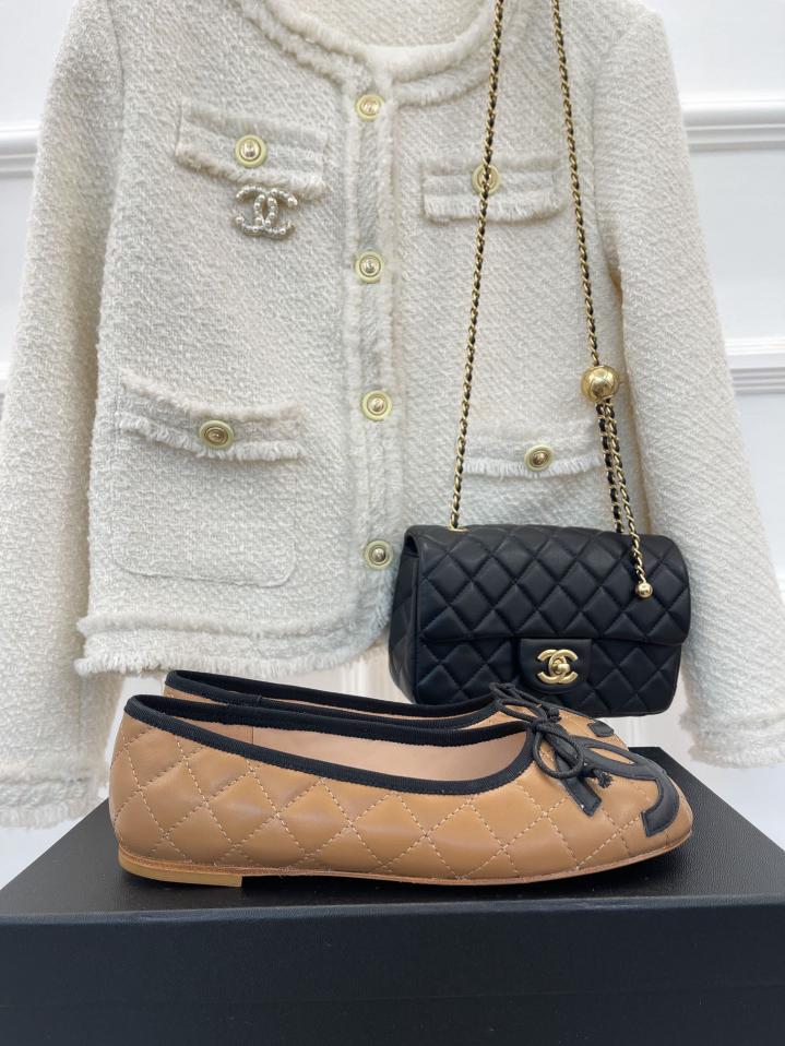 repliche,replica,perfette,siti di,affidabili,migliori siti,dove comprare,1:1,scarpe da ginnastica CHANEL classico paio di ballerine C di grandi dimensioni repliche,replica,perfette,siti di,affidabili,migliori siti,dove comprare,1:1,scarpe da ginnastica CHANEL classico paio di ballerine C di grandi dimensioni