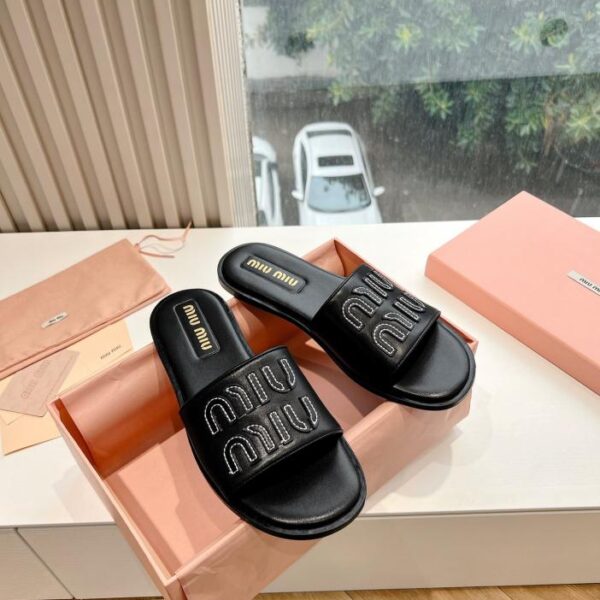 repliche,replica,perfette,siti di,affidabili,migliori siti,dove comprare,1:1,scarpe da ginnastica G077 Miu Miu ballerine con monogramma in tessuto piatto