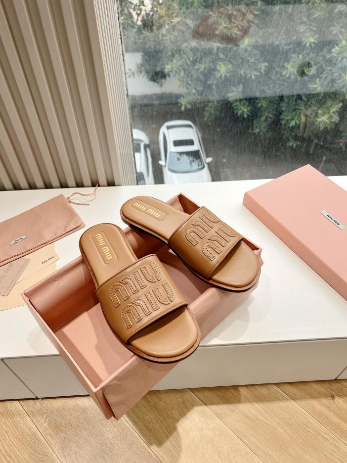 repliche,replica,perfette,siti di,affidabili,migliori siti,dove comprare,1:1,scarpe da ginnastica G077 Miu Miu ballerine con monogramma in tessuto piatto repliche,replica,perfette,siti di,affidabili,migliori siti,dove comprare,1:1,scarpe da ginnastica G077 Miu Miu ballerine con monogramma in tessuto piatto