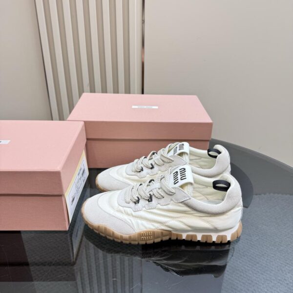 MIU MIU primavera e l'estate Serie Tire passerella formazione morale scarpe casual
