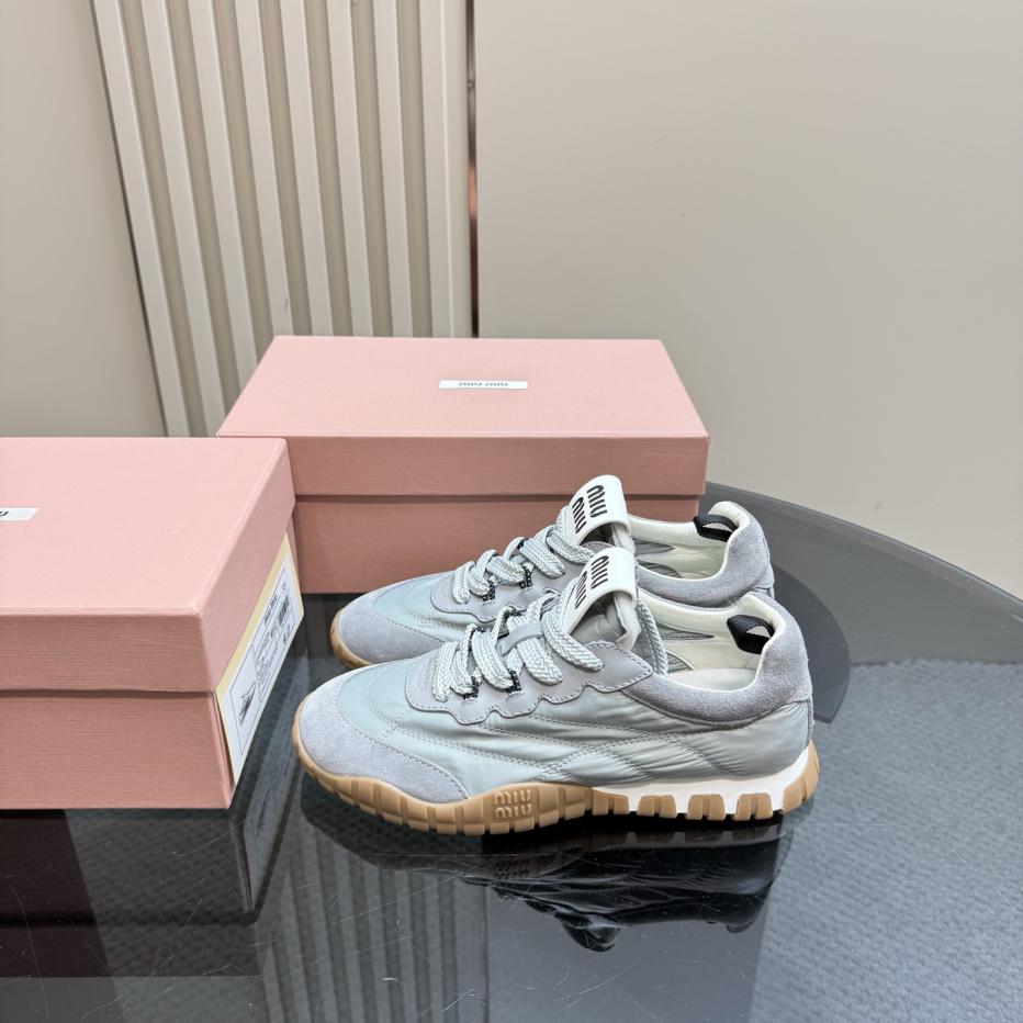 repliche,replica,perfette,siti di,affidabili,migliori siti,dove comprare,1:1,scarpe da ginnastica MIU MIU primavera e l’estate Serie Tire passerella formazione morale scarpe casual repliche,replica,perfette,siti di,affidabili,migliori siti,dove comprare,1:1,scarpe da ginnastica MIU MIU primavera e l’estate Serie Tire passerella formazione morale scarpe casual