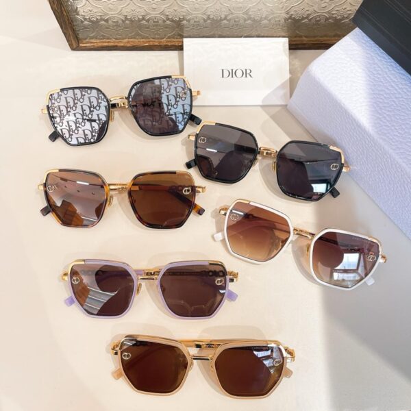 Occhiali da sole DIOR di altissima qualità originale MODELLO DiorOblipue D3U