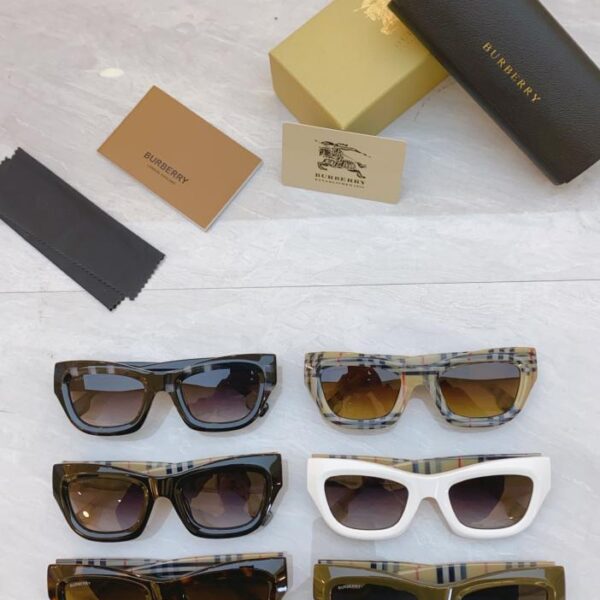 BURBERRY nuovi occhiali da sole MODELLO BE6006