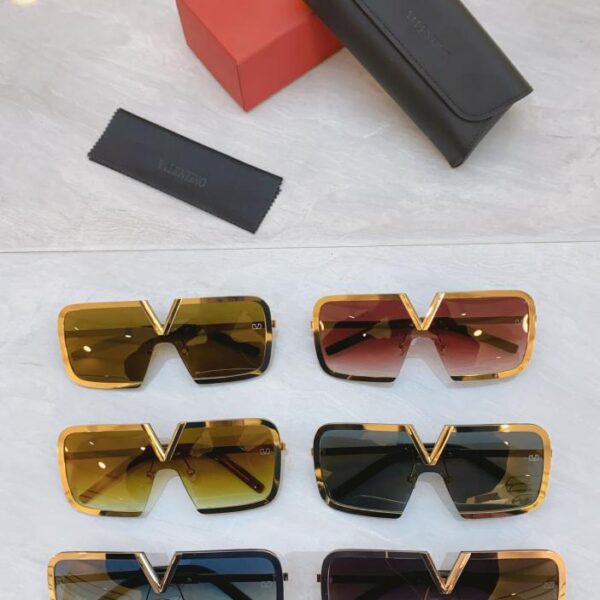 VALENTINO nuovi occhiali da sole MODELLO VLS120