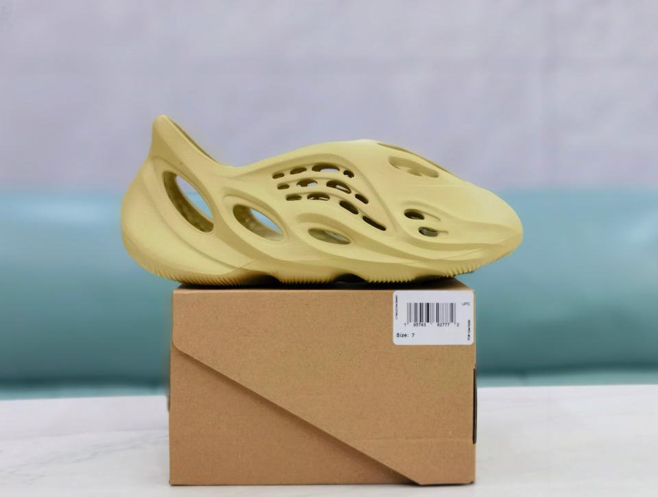 repliche,replica,perfette,siti di,affidabili,migliori siti,dove comprare,1:1,scarpe da ginnastica Crocs runner in schiuma PYeezy repliche,replica,perfette,siti di,affidabili,migliori siti,dove comprare,1:1,scarpe da ginnastica Crocs runner in schiuma PYeezy