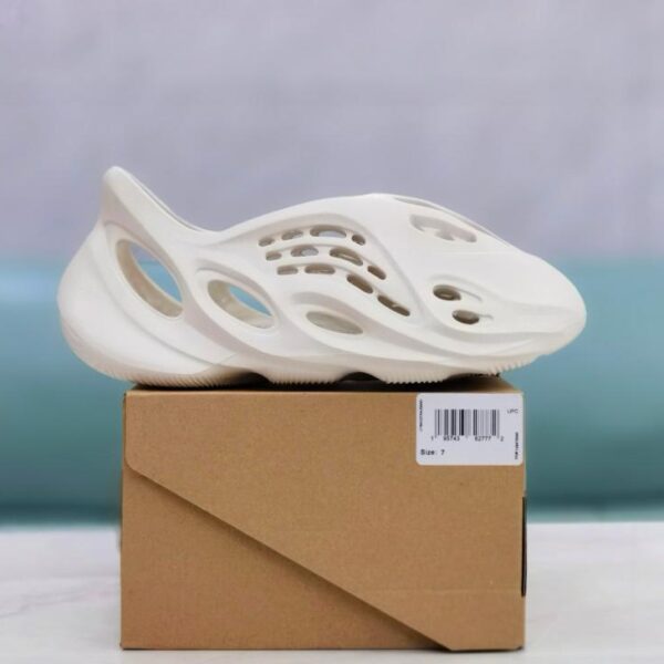repliche,replica,perfette,siti di,affidabili,migliori siti,dove comprare,1:1,scarpe da ginnastica Crocs runner in schiuma PYeezy