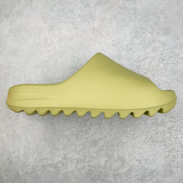 repliche,replica,perfette,siti di,affidabili,migliori siti,dove comprare,1:1,scarpe da ginnastica Pantofole in cocco YEEZY SLIDE originali e pure