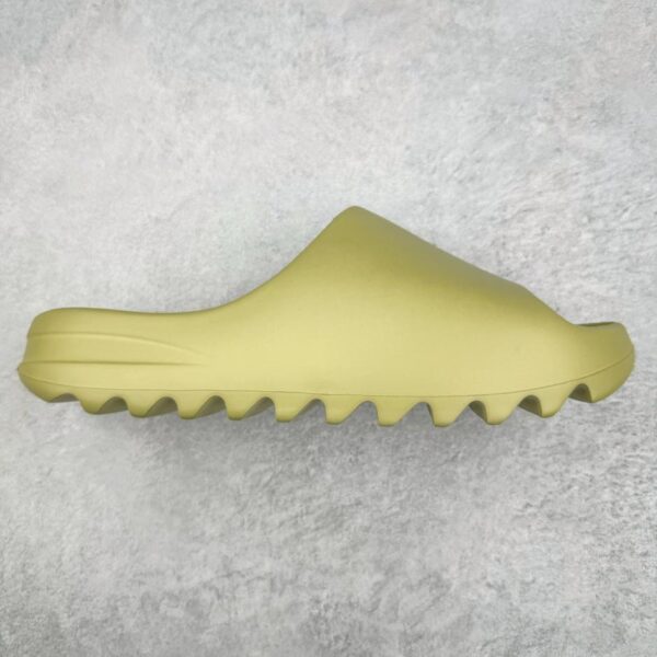 repliche,replica,perfette,siti di,affidabili,migliori siti,dove comprare,1:1,scarpe da ginnastica Pantofole in cocco YEEZY SLIDE originali e pure