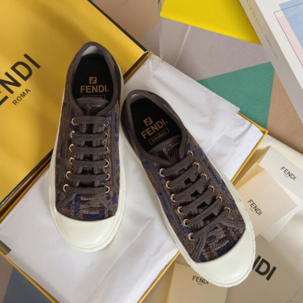 FENDI Domino Series Presbyopic FF Scarpe sportive in tela Scarpe da skateboard Stile coppia