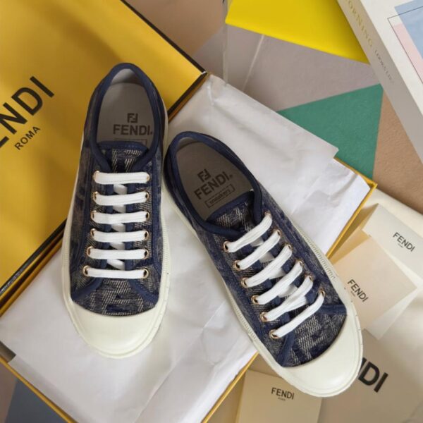 repliche,replica,perfette,siti di,affidabili,migliori siti,dove comprare,1:1,scarpe da ginnastica FENDI Domino Series Presbyopic FF Scarpe sportive in tela Scarpe da skateboard Stile coppia