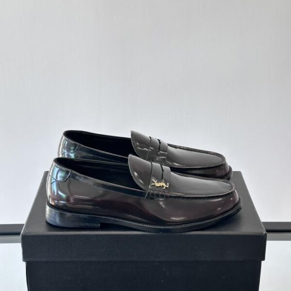 repliche,replica,perfette,siti di,affidabili,migliori siti,dove comprare,1:1,scarpe da ginnastica SAINT LAURENT scarpe formali da uomo in pelle di alta gamma