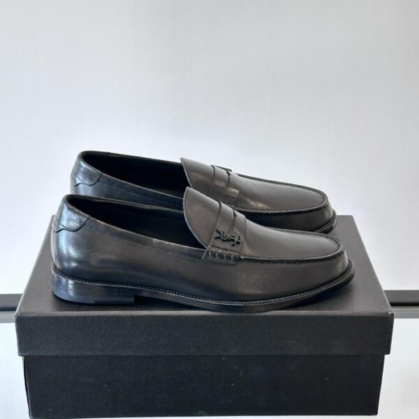 repliche,replica,perfette,siti di,affidabili,migliori siti,dove comprare,1:1,scarpe da ginnastica SAINT LAURENT scarpe formali da uomo in pelle di alta gamma