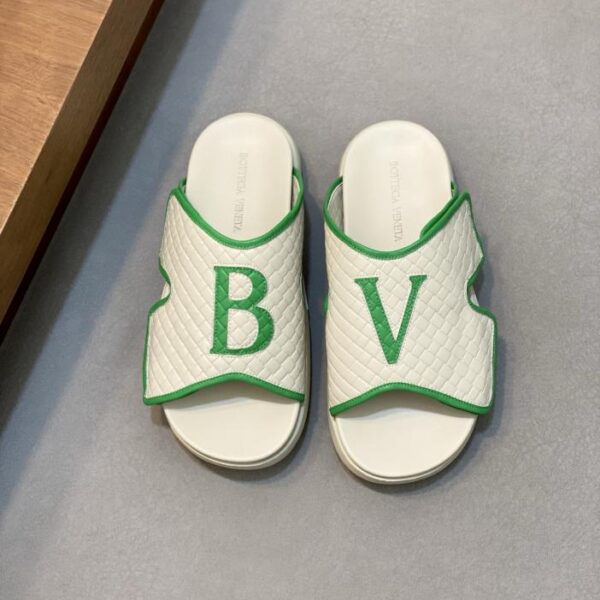 repliche,replica,perfette,siti di,affidabili,migliori siti,dove comprare,1:1,scarpe da ginnastica Bottega Veneta nuove pantofole primaverili ed estive