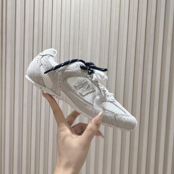 repliche,replica,perfette,siti di,affidabili,migliori siti,dove comprare,1:1,scarpe da ginnastica Coppia di sneakers Miu Miu x New Balance serie congiunta