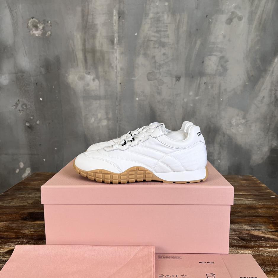 repliche,replica,perfette,siti di,affidabili,migliori siti,dove comprare,1:1,scarpe da ginnastica Miu Miu nuove scarpe casual e sneakers Forrest Gump primavera ed estate repliche,replica,perfette,siti di,affidabili,migliori siti,dove comprare,1:1,scarpe da ginnastica Miu Miu nuove scarpe casual e sneakers Forrest Gump primavera ed estate