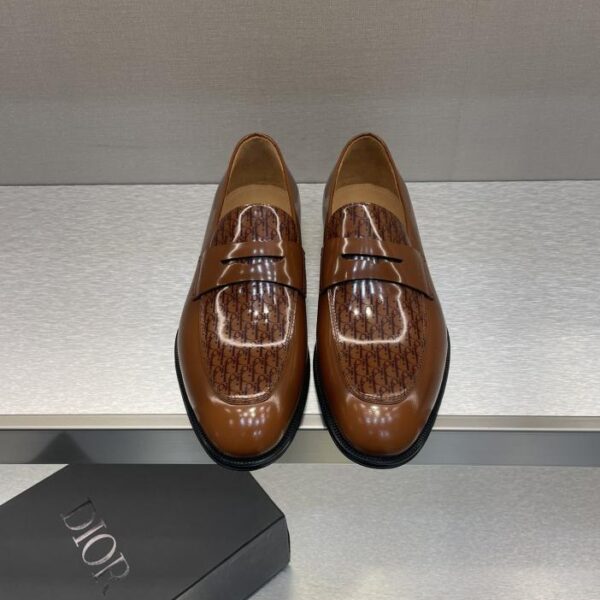 repliche,replica,perfette,siti di,affidabili,migliori siti,dove comprare,1:1,scarpe da ginnastica Mocassini da uomo in vera pelle Dior con suola larga