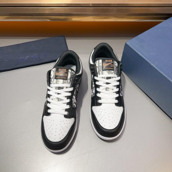 repliche,replica,perfette,siti di,affidabili,migliori siti,dove comprare,1:1,scarpe da ginnastica Dior nuove sneakers casual basse da uomo