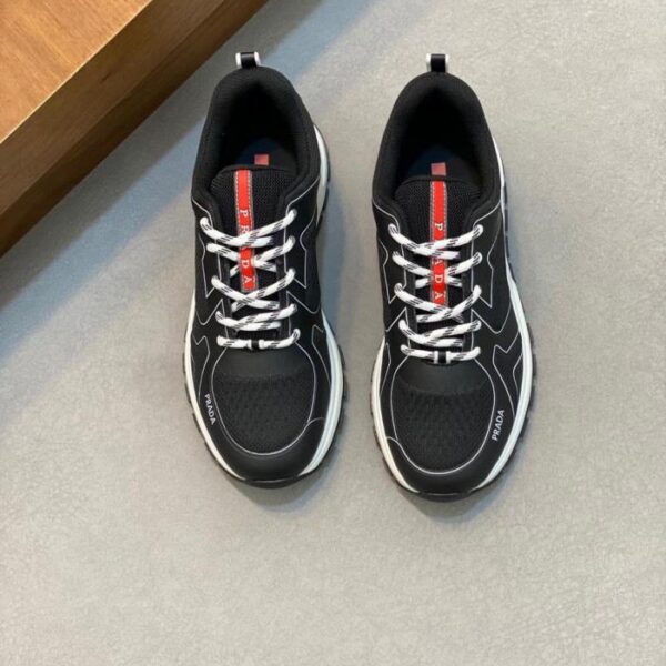 Prada Scarpe da Ginnastica Casual in Pelle da Uomo