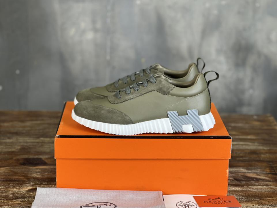 repliche,replica,perfette,siti di,affidabili,migliori siti,dove comprare,1:1,scarpe da ginnastica Coppia di sneakers casual Hermes repliche,replica,perfette,siti di,affidabili,migliori siti,dove comprare,1:1,scarpe da ginnastica Coppia di sneakers casual Hermes