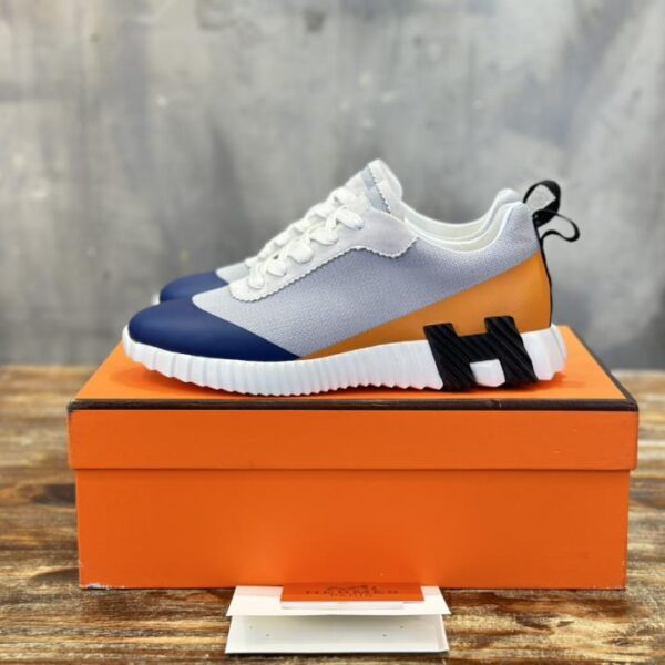 Coppia di sneakers casual Hermes