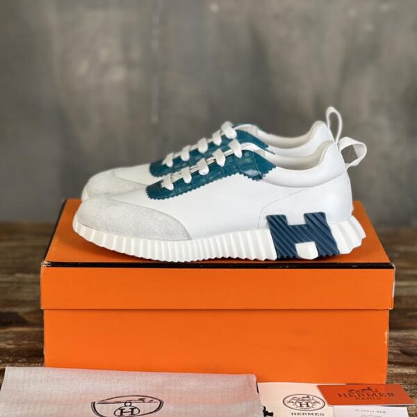 Coppia di sneakers casual Hermes